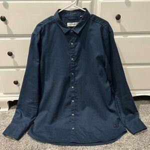 Men’s casual button down